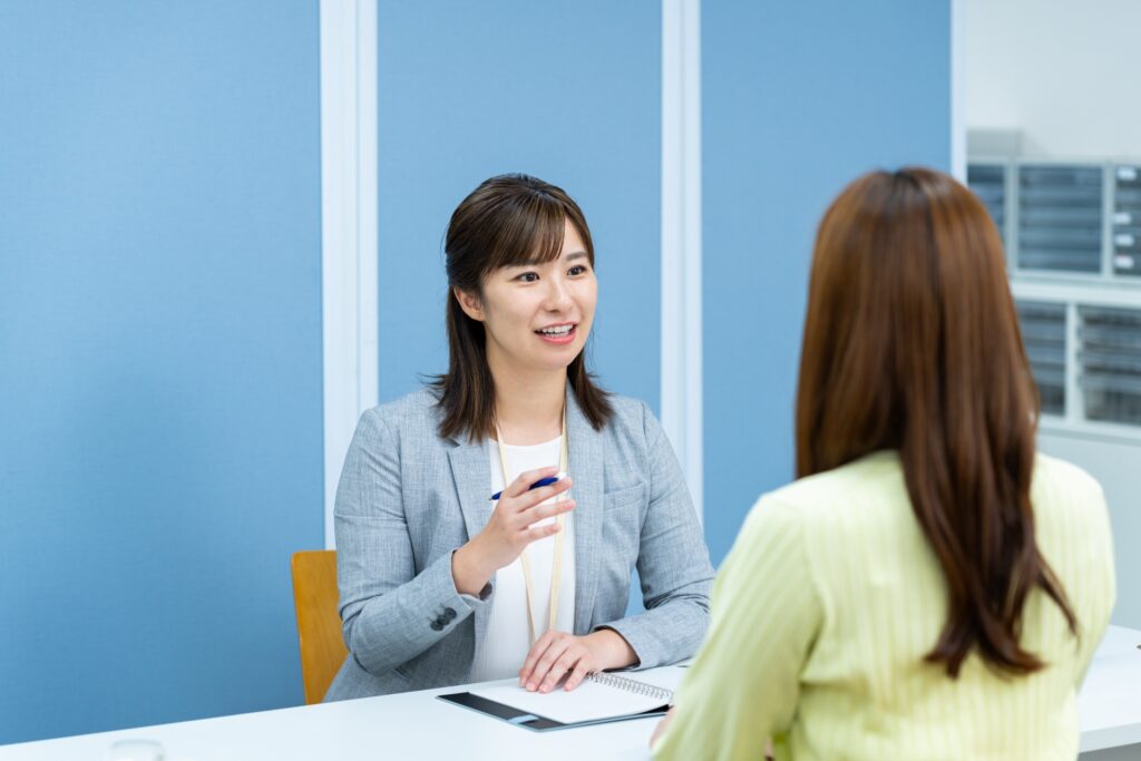 悩みを身近な人に相談する